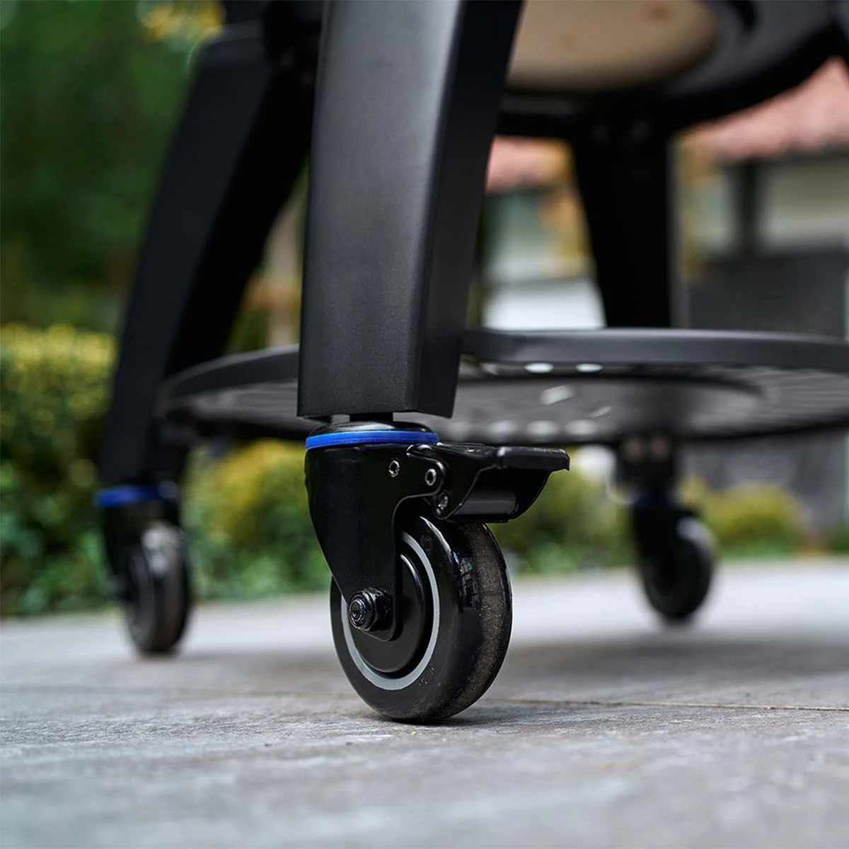 Monolith Avantgarde Classic Inkl. Unterwagen, Schwarz 8 Monolith Avantgarde Classic Inkl. Unterwagen, Schwarz – Bild 6