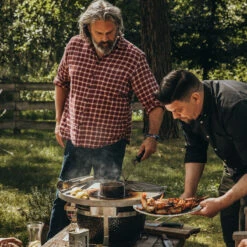 Monolith ICON Mit Gestell, Schwarz -Santos Grills Verkaufsladen 46d5207685649691ebfdd90175e9fe12