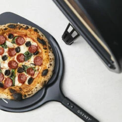 Gozney Pizzaofen Roccbox Schwarz Signature Edition -Santos Grills Verkaufsladen aeb0c31d94f82d594093ea7de28cc4d3