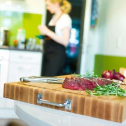 Boos Blocks Schneidebrett ProChef, Ahorn Mit Edelstahlgriffen 61x46x6 Cm -Santos Grills Verkaufsladen bb schneidebrett ahorn 61x46x6cm rafr2418 ede69089d2066f144614580aa940e635