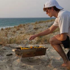 Knister Grill Premium – Tragbarer Holzkohlegrill Aus Edelstahl -Santos Grills Verkaufsladen knister grill premium tragbarer holzkohlegrill aus edelstahl 3396bd65fc7683d5e3ce02c22a59b0dc