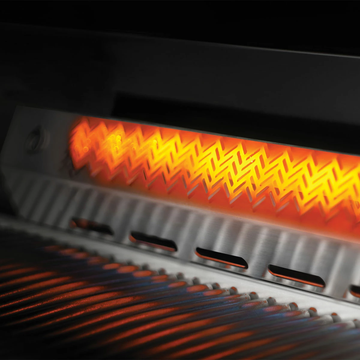 Napoleon Einbaugrill 700-Series 32 Zoll, Edelstahl, Inkl. Drehspieß 4 Napoleon Einbaugrill 700-Series 32 Zoll, Edelstahl, Inkl. Drehspieß – Bild 2