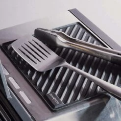 SANTOS Silikon Besteckablage Für Grillzubehör, 35 X 27,5 Cm -Santos Grills Verkaufsladen santos silikon besteckablage fuer grillzubehoer schwarz c2b20478352638bbbe1ab1b984193bd5