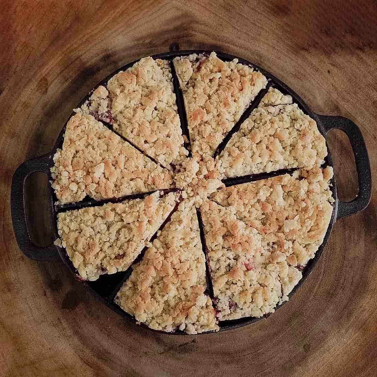 SANTOS Wedge Pan Mit Holz-Serviertablett Ø 21,5cm - Höhe: 3 Cm Gusseisen 5 SANTOS Wedge Pan Mit Holz-Serviertablett Ø 21,5cm - Höhe: 3 Cm Gusseisen – Bild 3