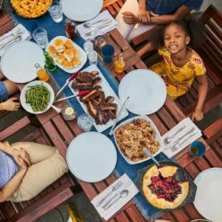 Weber Porzellan-Teller, 27,5cm, 2er-Set 10 Weber Porzellan-Teller, 27,5cm, 2er-Set -Santos Grills Verkaufsladen weber porzellan teller front 13c2263dc6ae37f9345f99a264cf8330